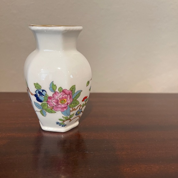Aynsley Pembroke Pattern Vintage Floral Bud Vase - Picture 2 of 6